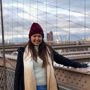 Meet your Posher, Monica